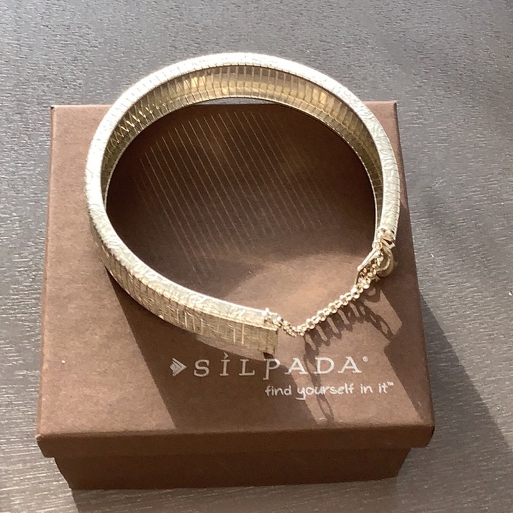 Retired Sterling silver Silpada flex bracelet